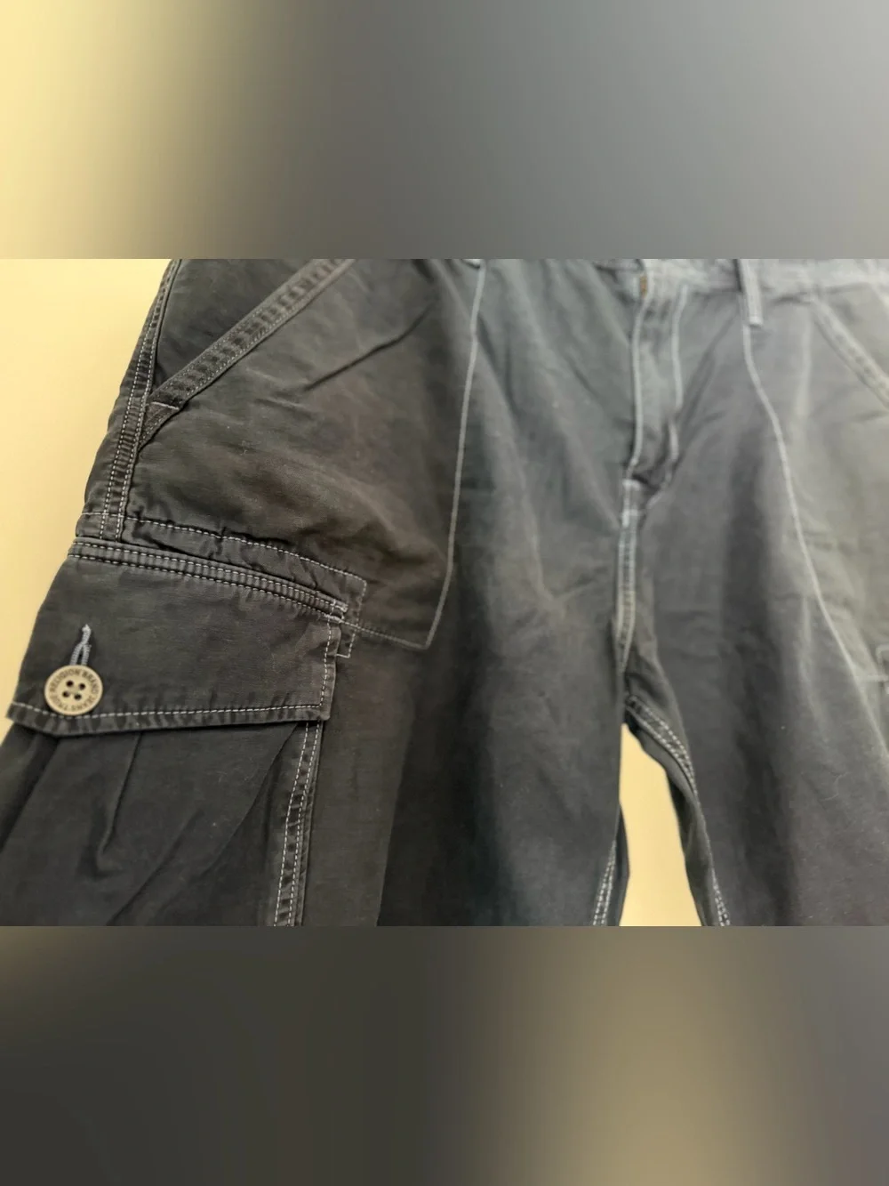True Religion Men's Navy Cargo Shorts Size 40